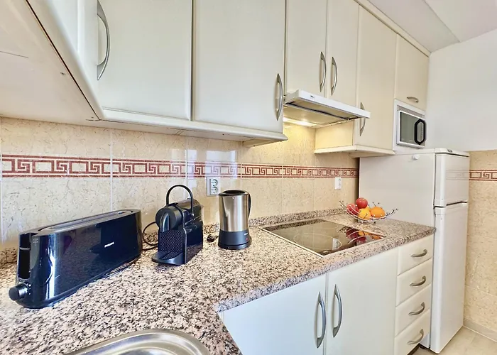 Marina View 2 By Homing Apartment