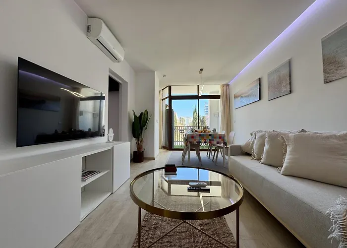 Marina View 2 By Homing Apartment